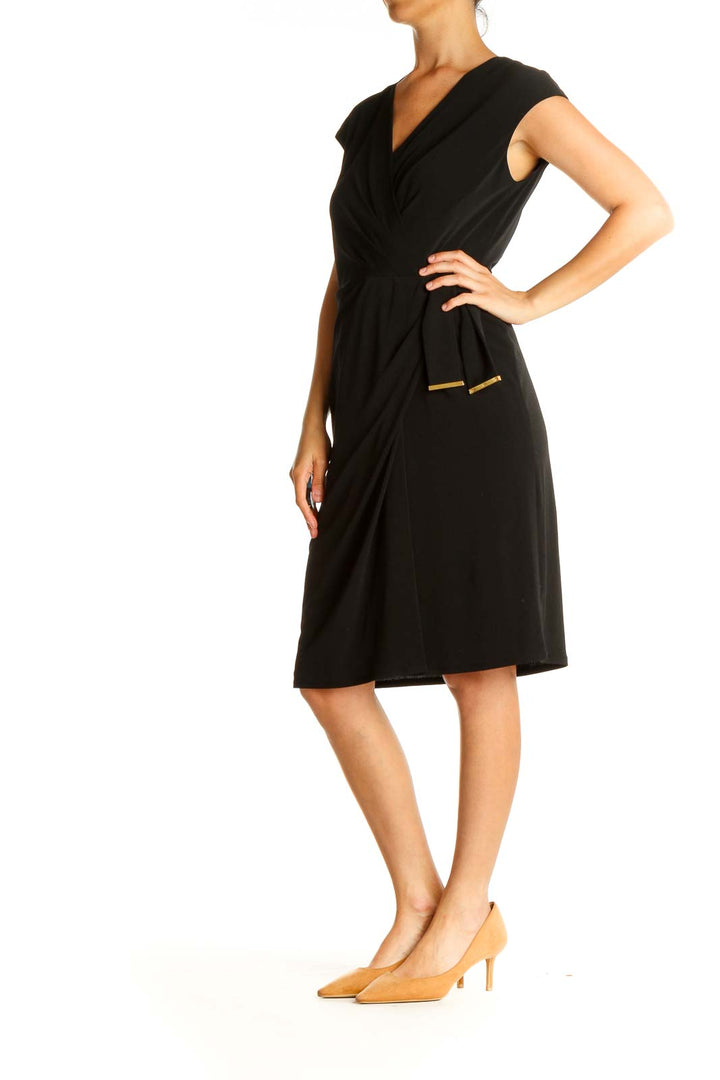 Black Solid Classic Sheath Dress