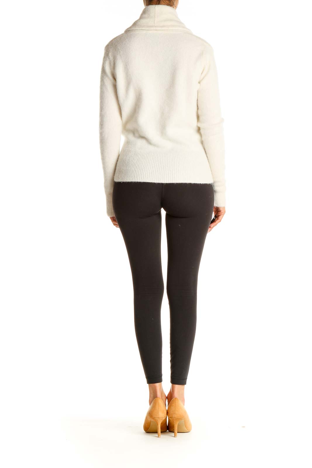 White Solid Casual Sweater