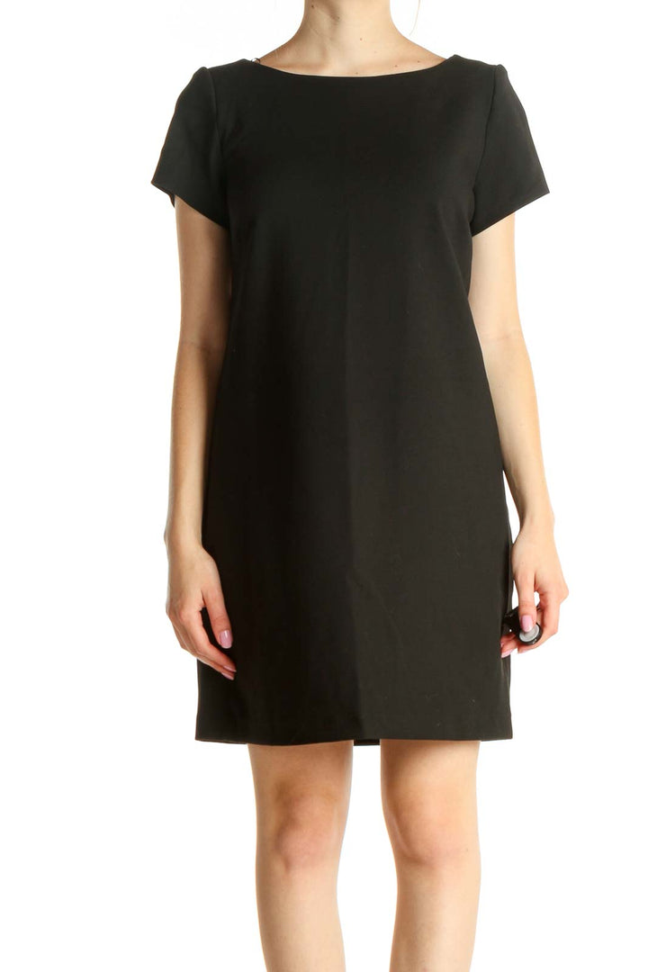 Black Solid Classic Shift Dress