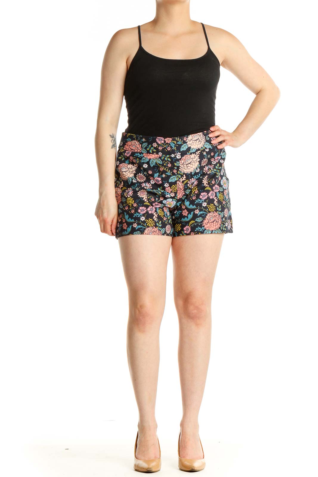 Black Floral Print Chic Shorts