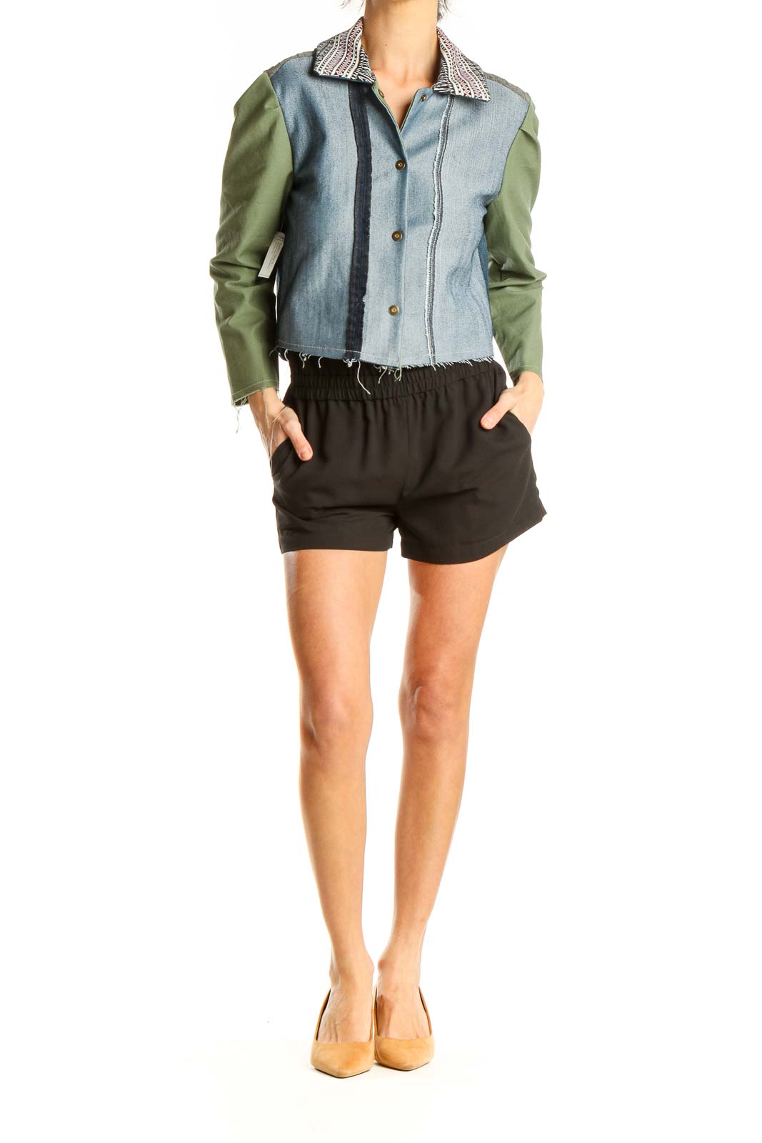 Reworked: Cropped jacket with raw finish, army green sleeves, snap buttons