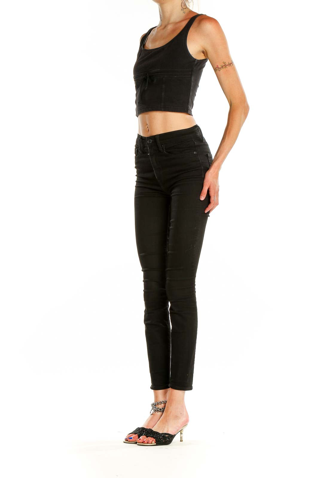 Black Chic Crop Top