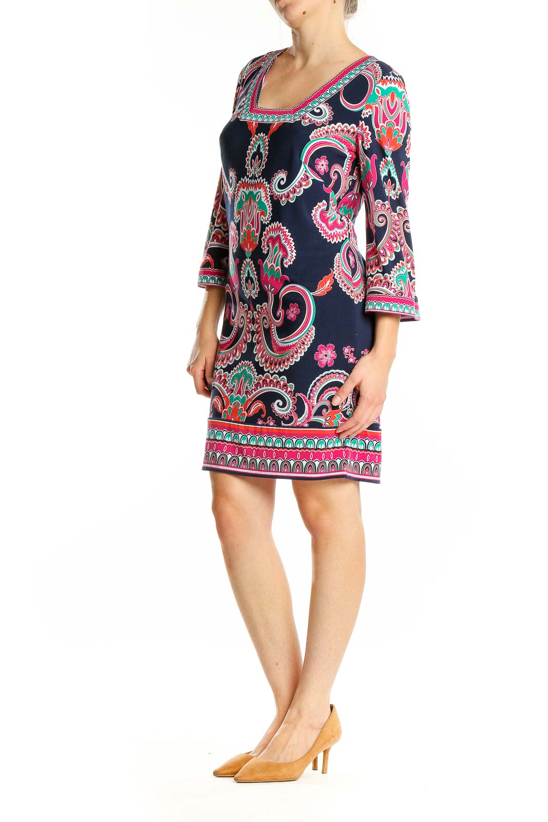 Front view of LAUNDRY by SHELLI SEGAL Navy Paisley Print Shift Dress