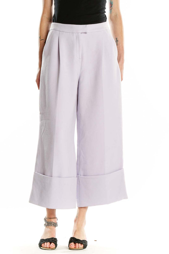 Front view of Halogen lavender wide-leg cropped trousers on model