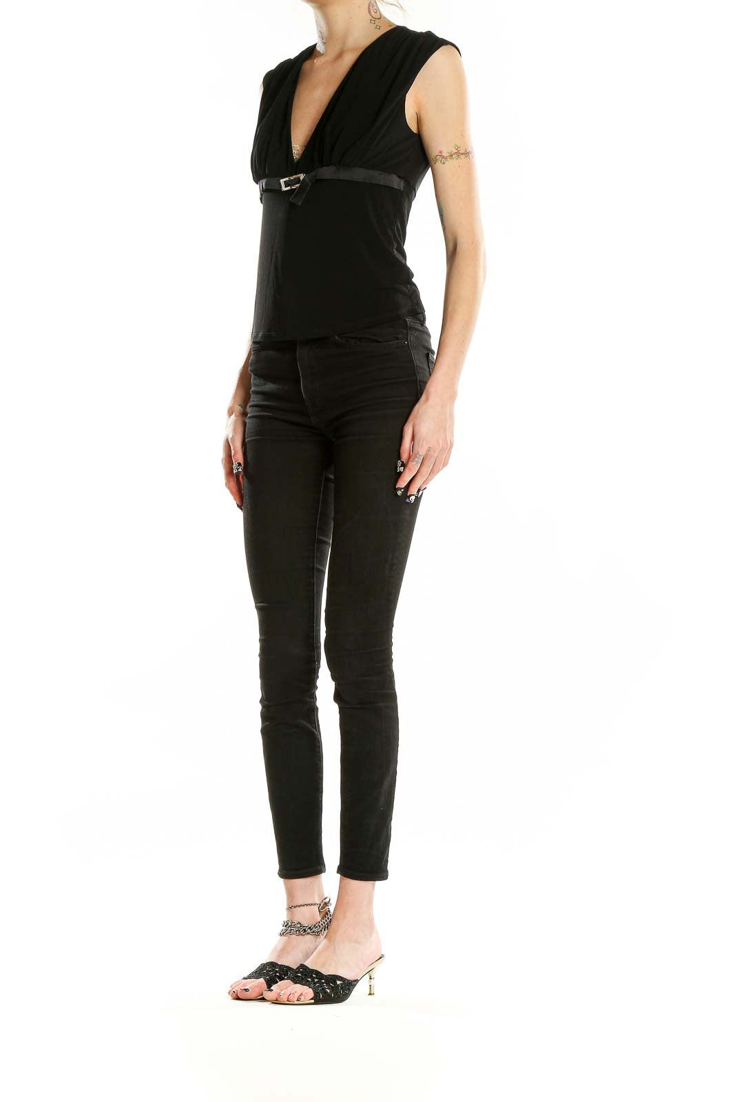 Black Hardware Detail Sleeveless Top