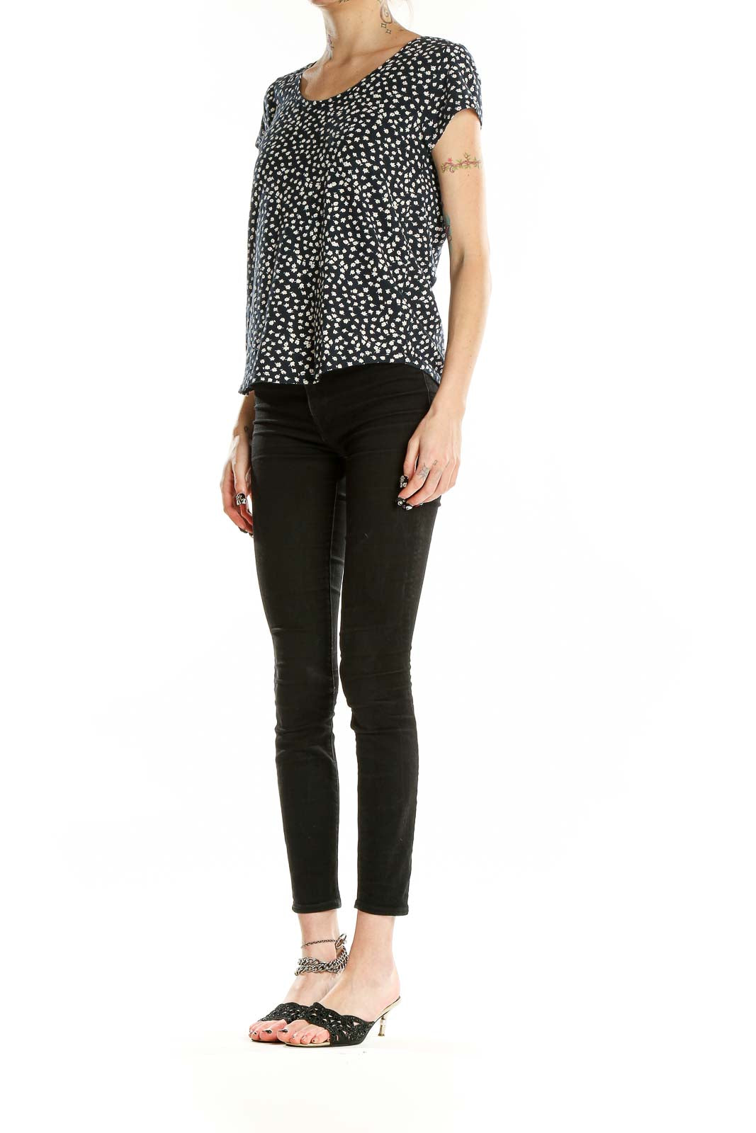 Front view of Gap black short sleeve top with white floral print