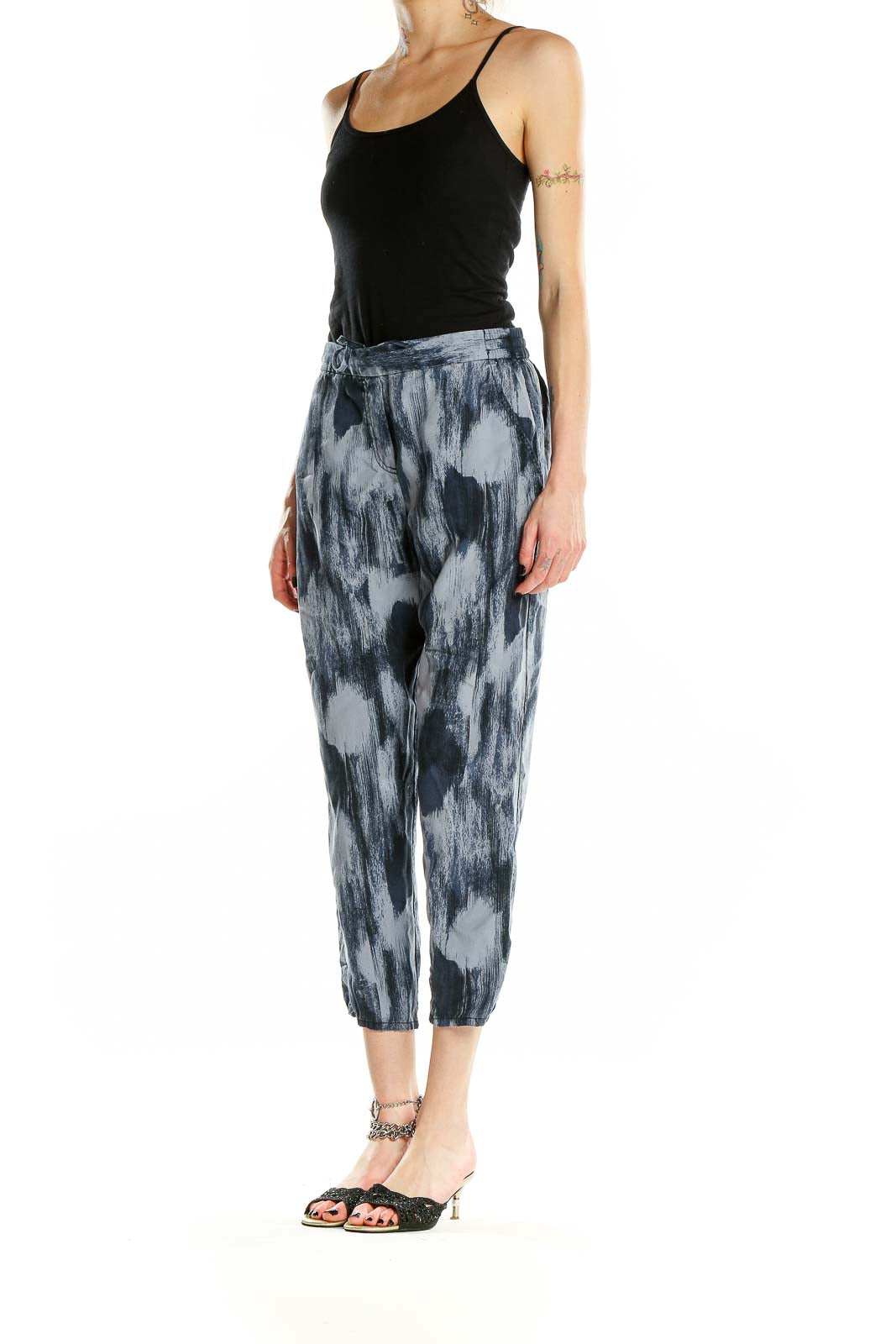 Front view of Gap blue abstract print cropped pants