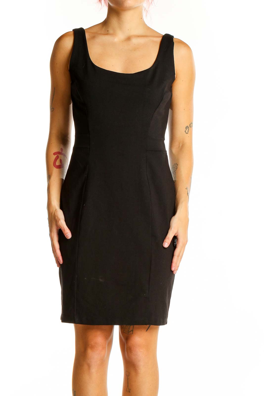 Front view of Susana Monaco black sleeveless bodycon dress