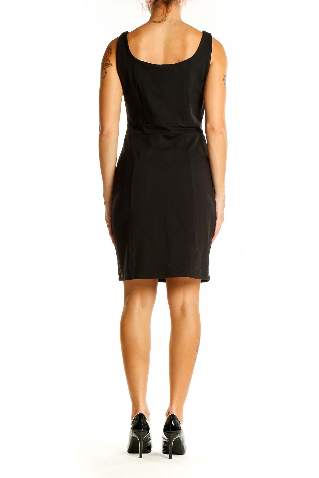 Back view of Susana Monaco black sleeveless bodycon dress