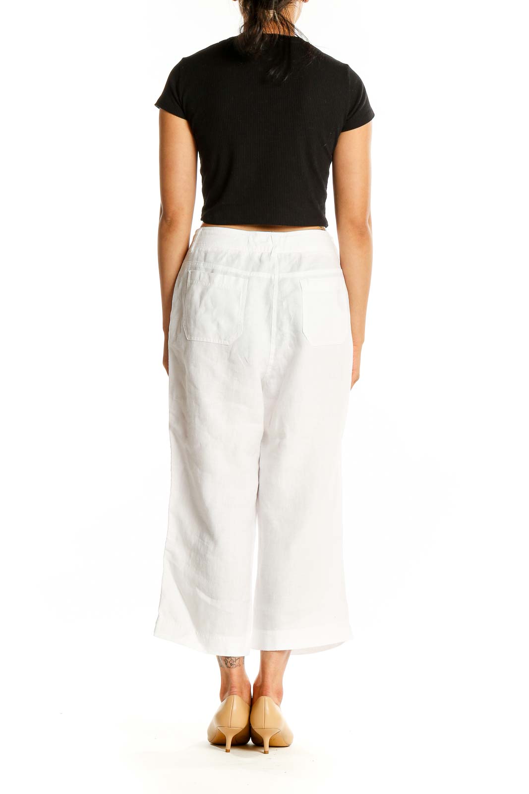 Back view of white linen wide-leg cropped pants from Jones New York Sport