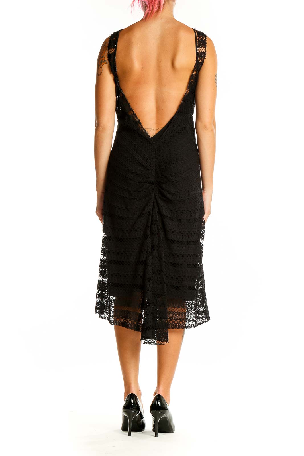 Back view of Monique Lhuillier black lace midi cocktail dress showing V-back