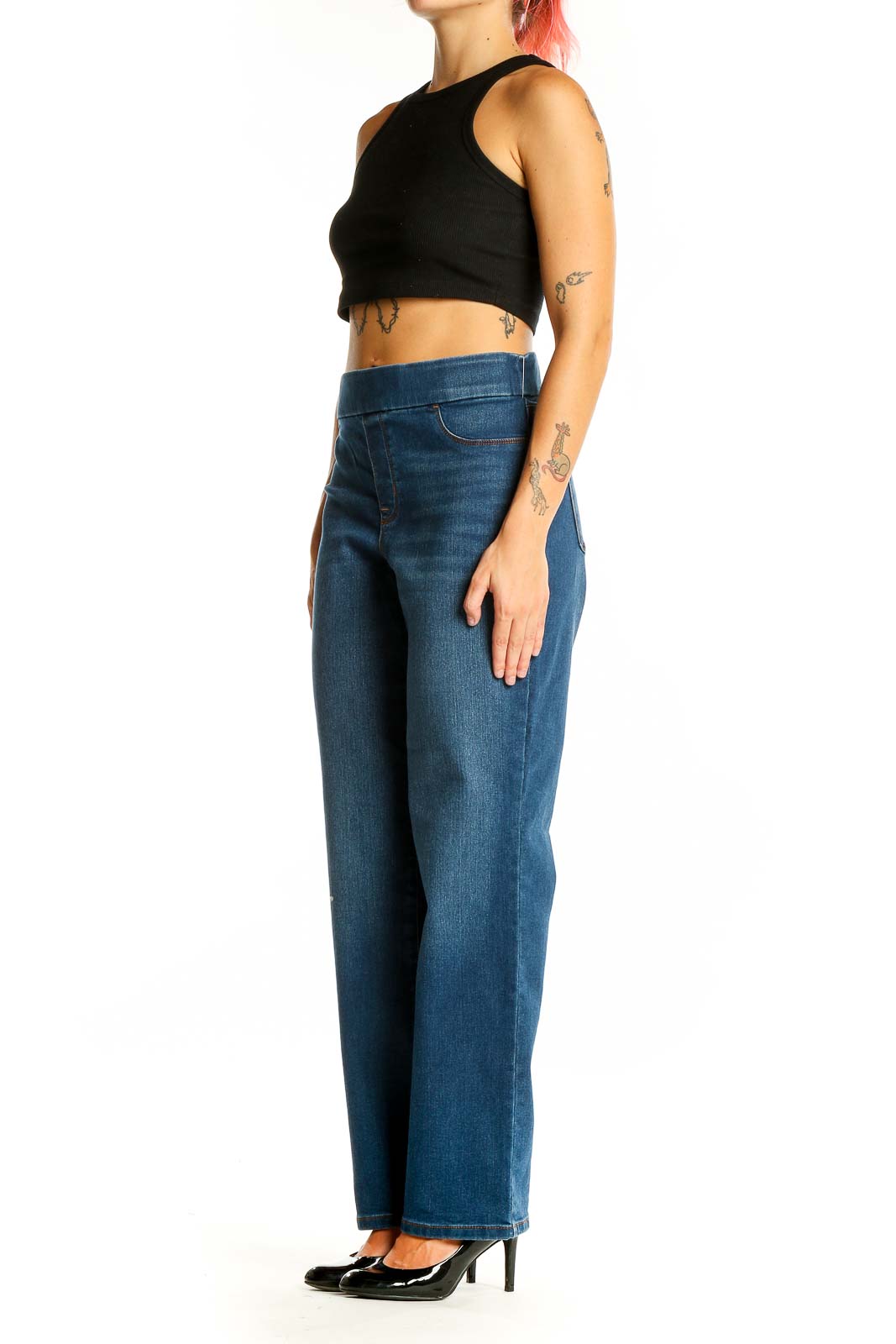 Front view of Nine West blue classic straight leg jeans on model