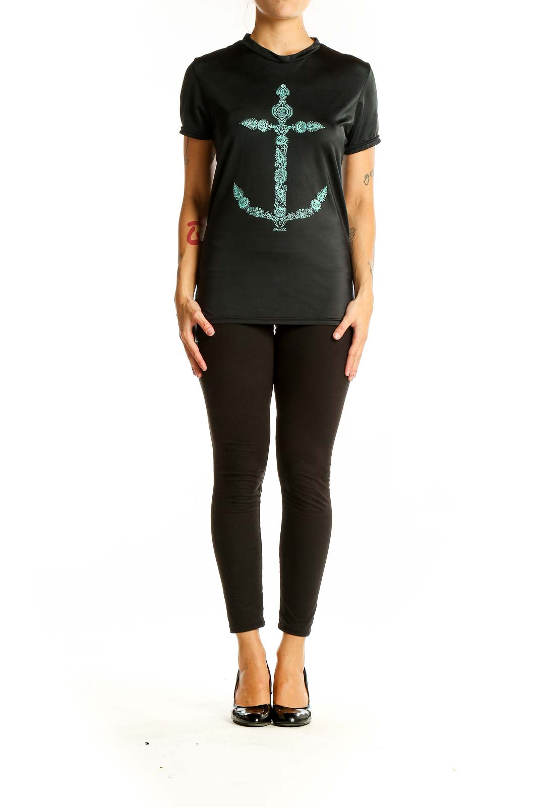 Front view of black O'Neill performance t-shirt with teal anchor print