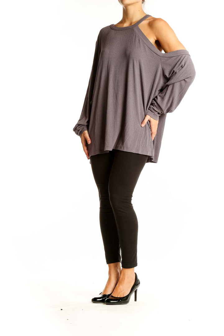 Front view of gray Eloquii asymmetrical cold shoulder ribbed top