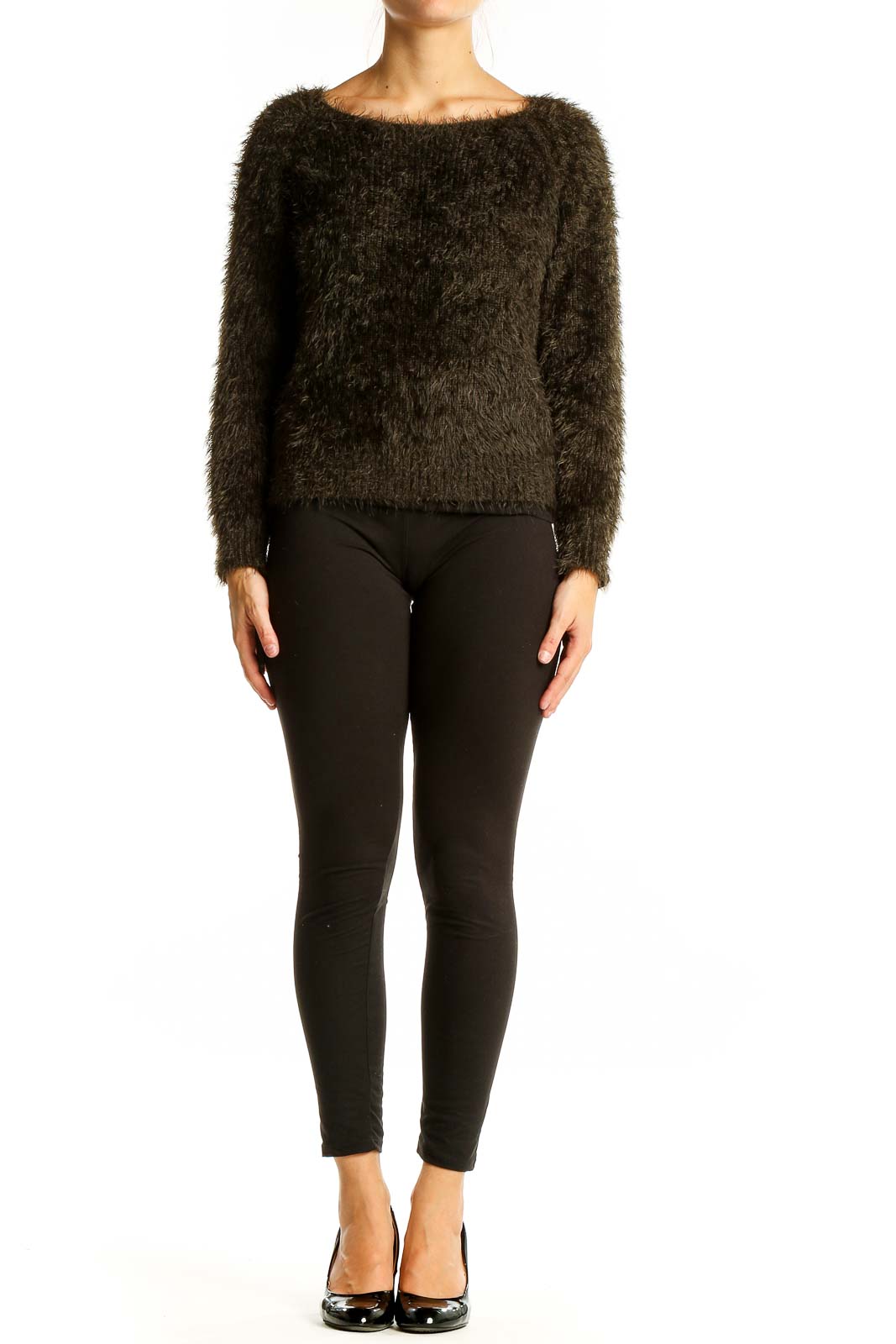 Front view of le.coeur blanc dark brown fuzzy knit sweater on model