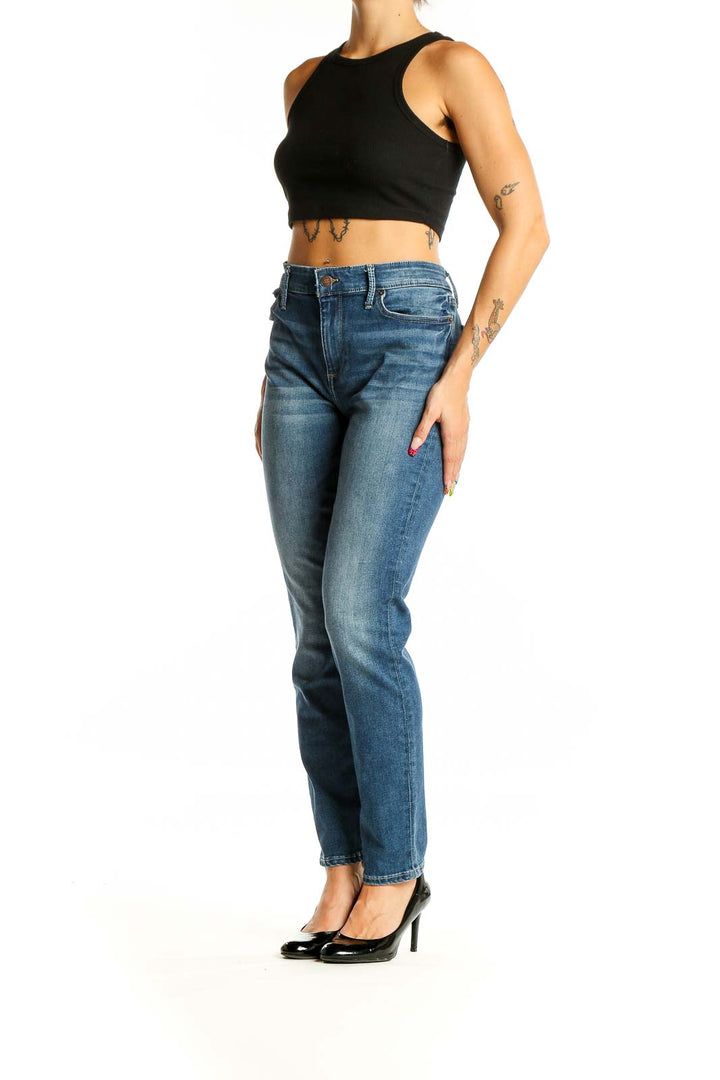 Front view of Lucky Brand blue straight leg jeans on model