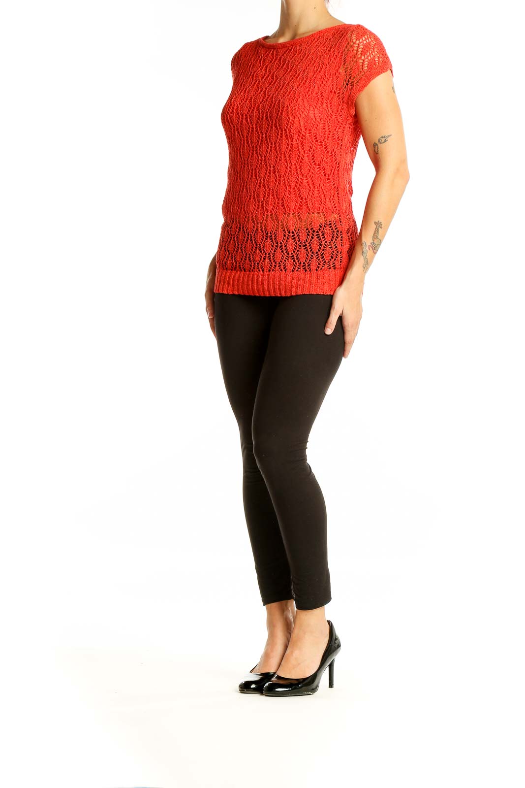 Front view of Evan Picone red lace knit short sleeve top