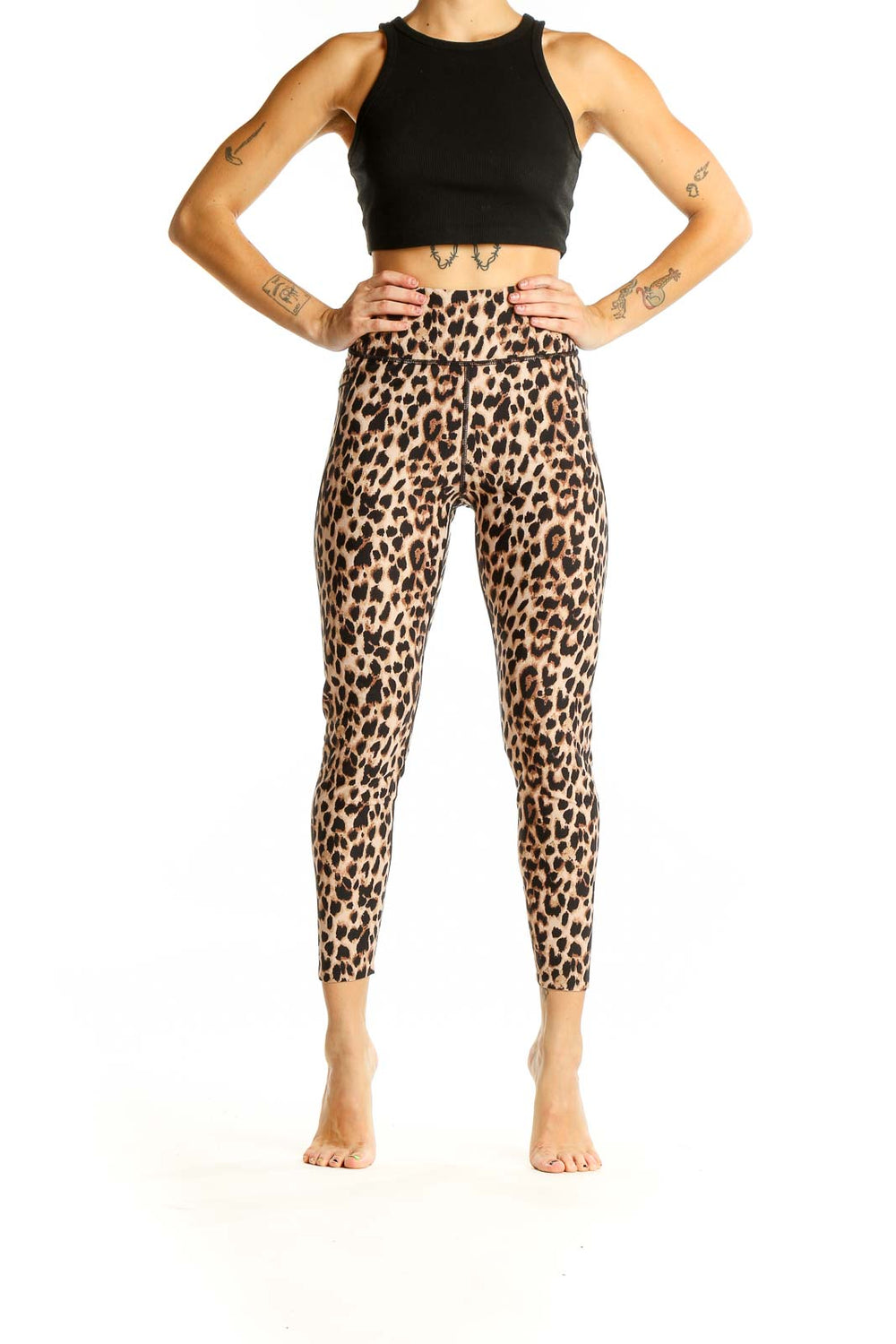 Front view of Victoria's Secret leopard print high-waisted activewear leggings