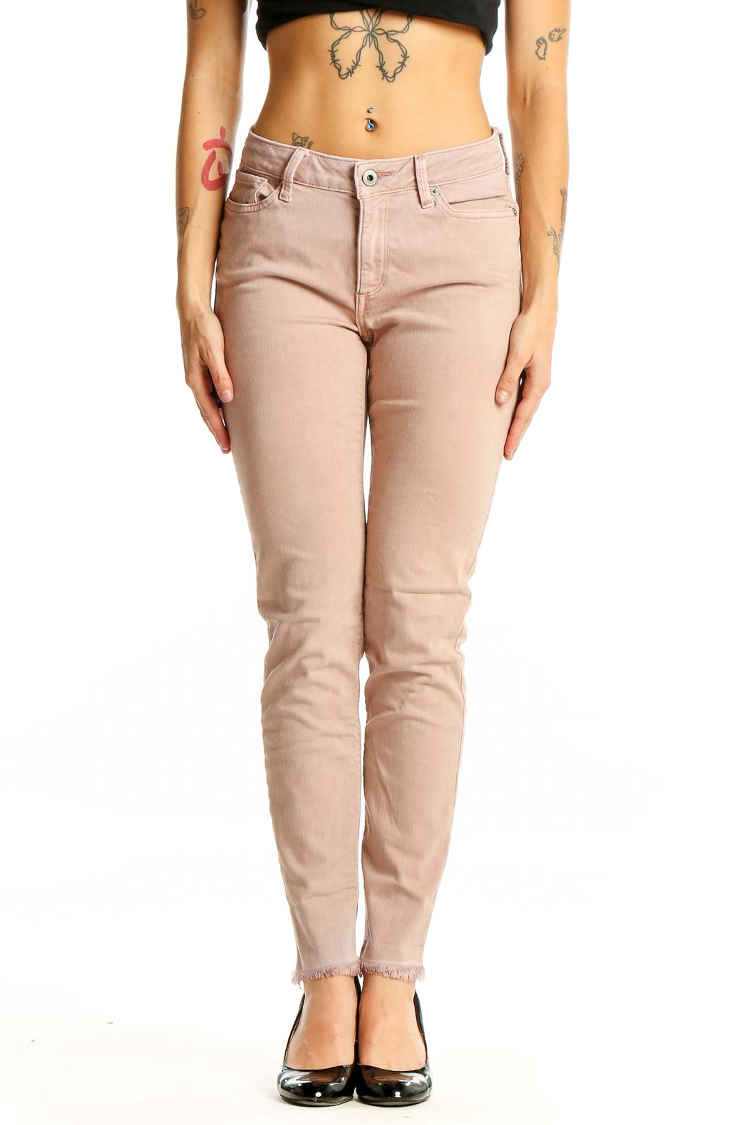 Front view of Lucky Brand blush pink slim fit jeans on model