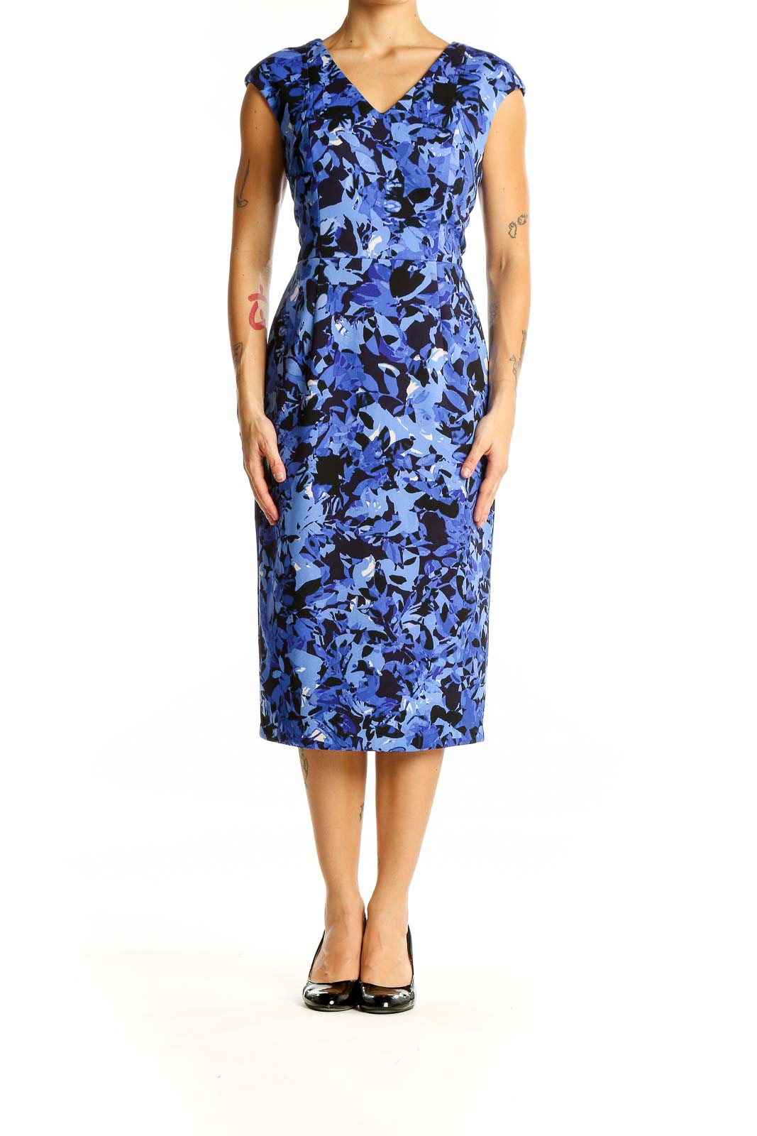 Front view of Maggy London blue floral cap sleeve sheath dress