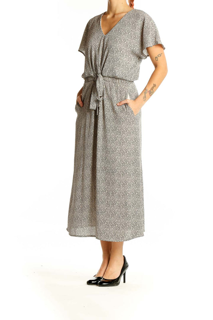 Front view of gray speckled SilkRoll midi dress with V-neck and tie-front detail