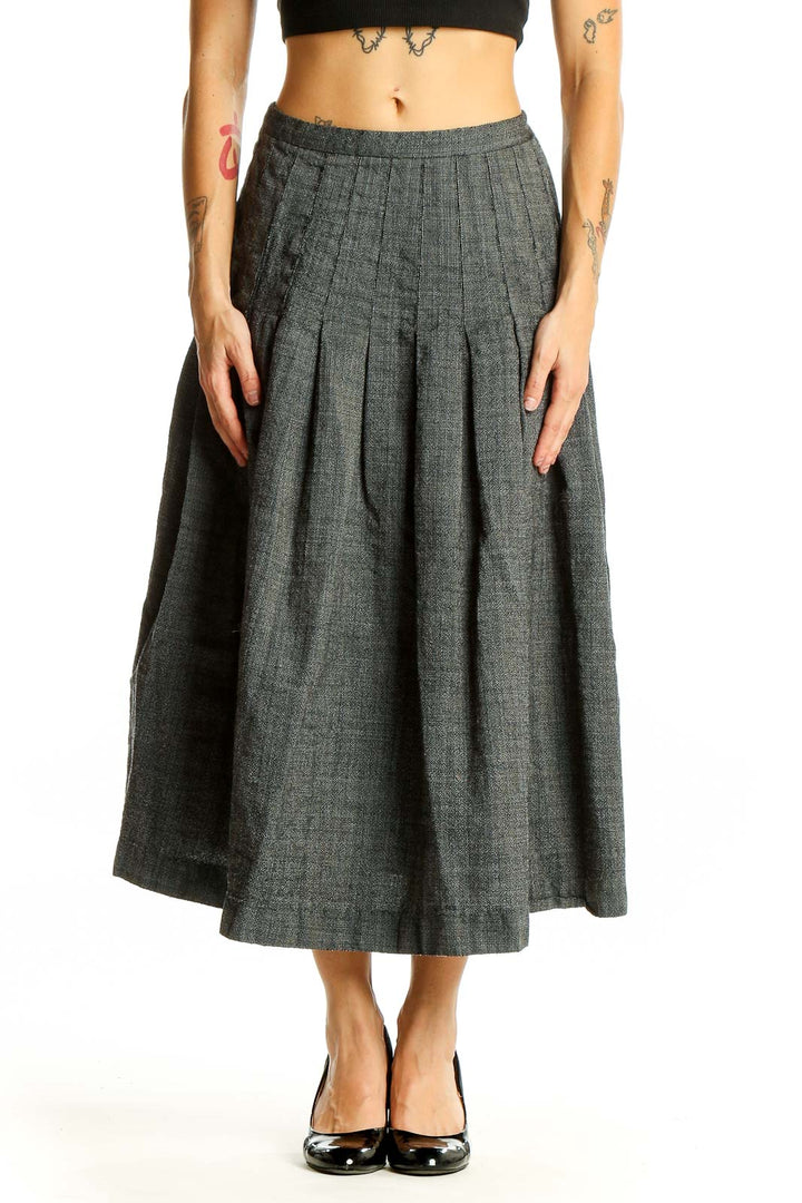 Front view of gray pleated midi skirt by SilkRoll