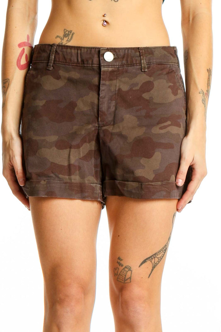 Front view of Gap brown camouflage shorts on model