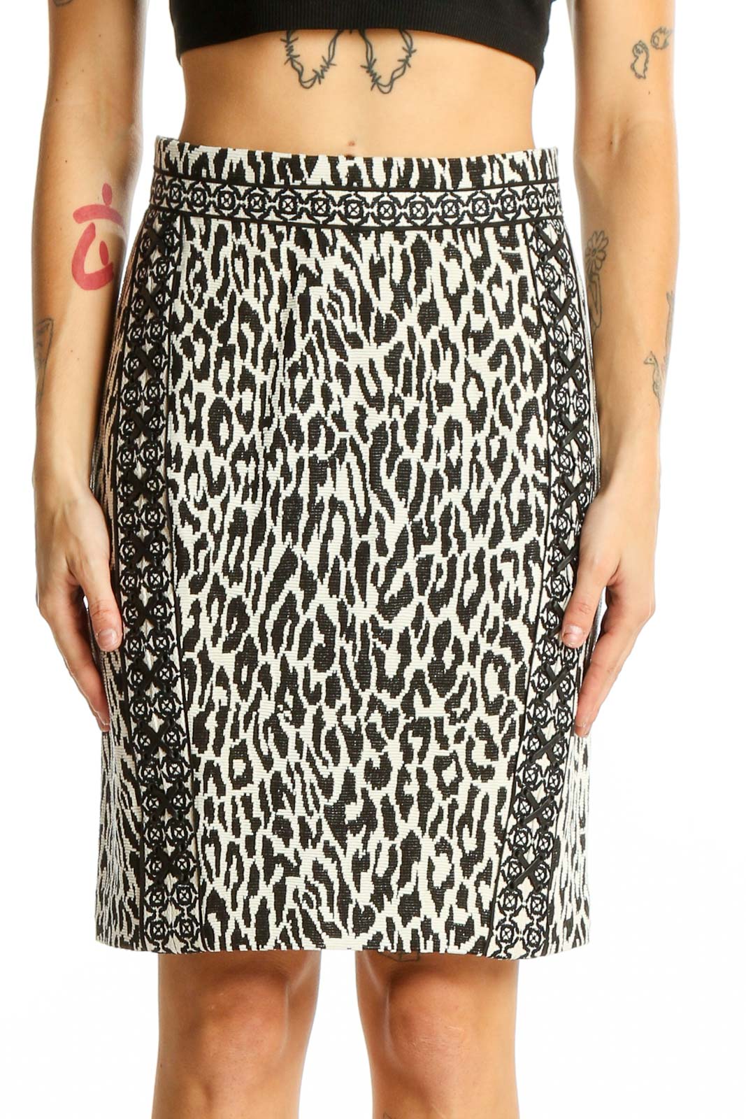 Front view of Marchesa Voyage black and white leopard print pencil skirt