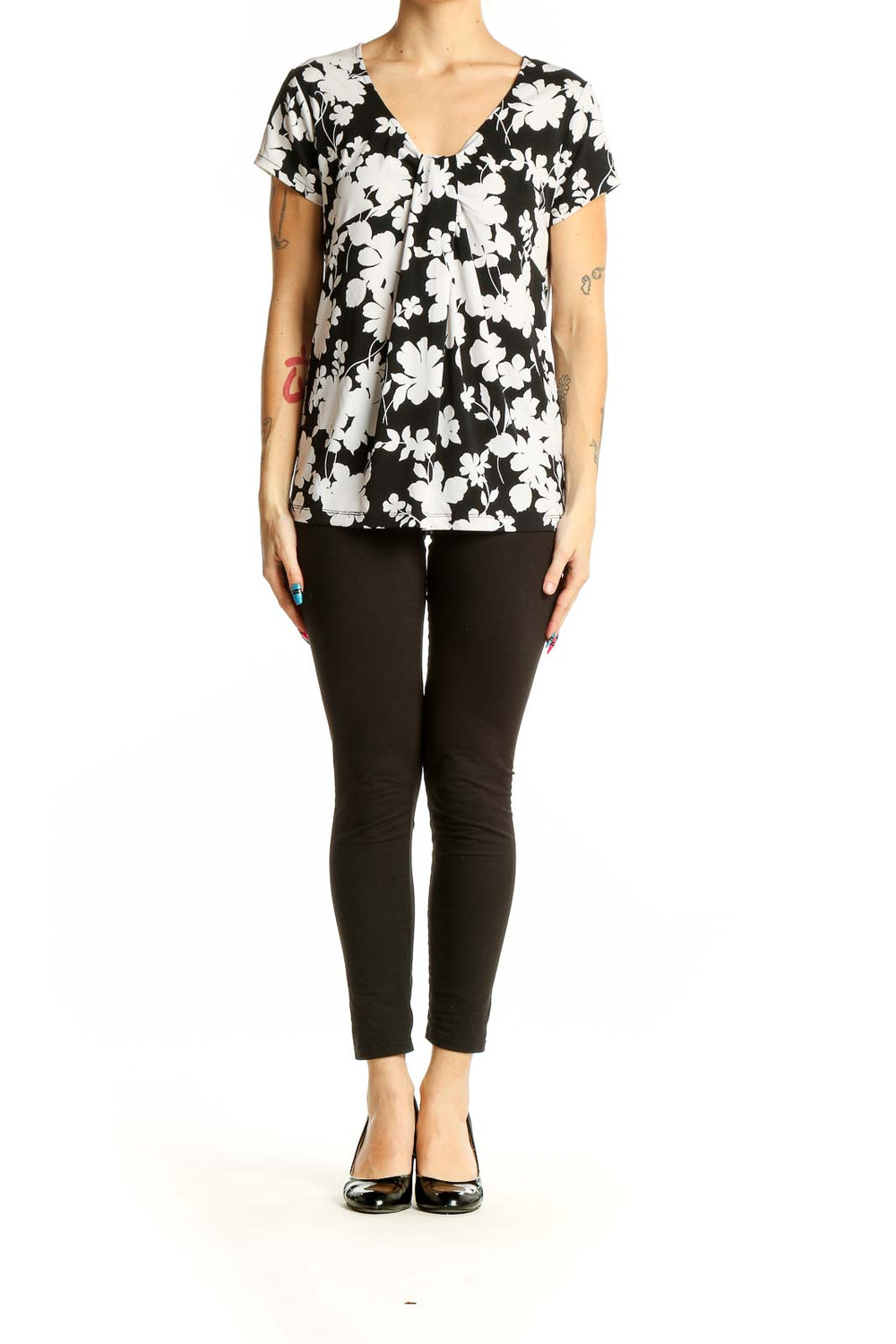 Front view of Rafaella Black and White Floral V-Neck Top