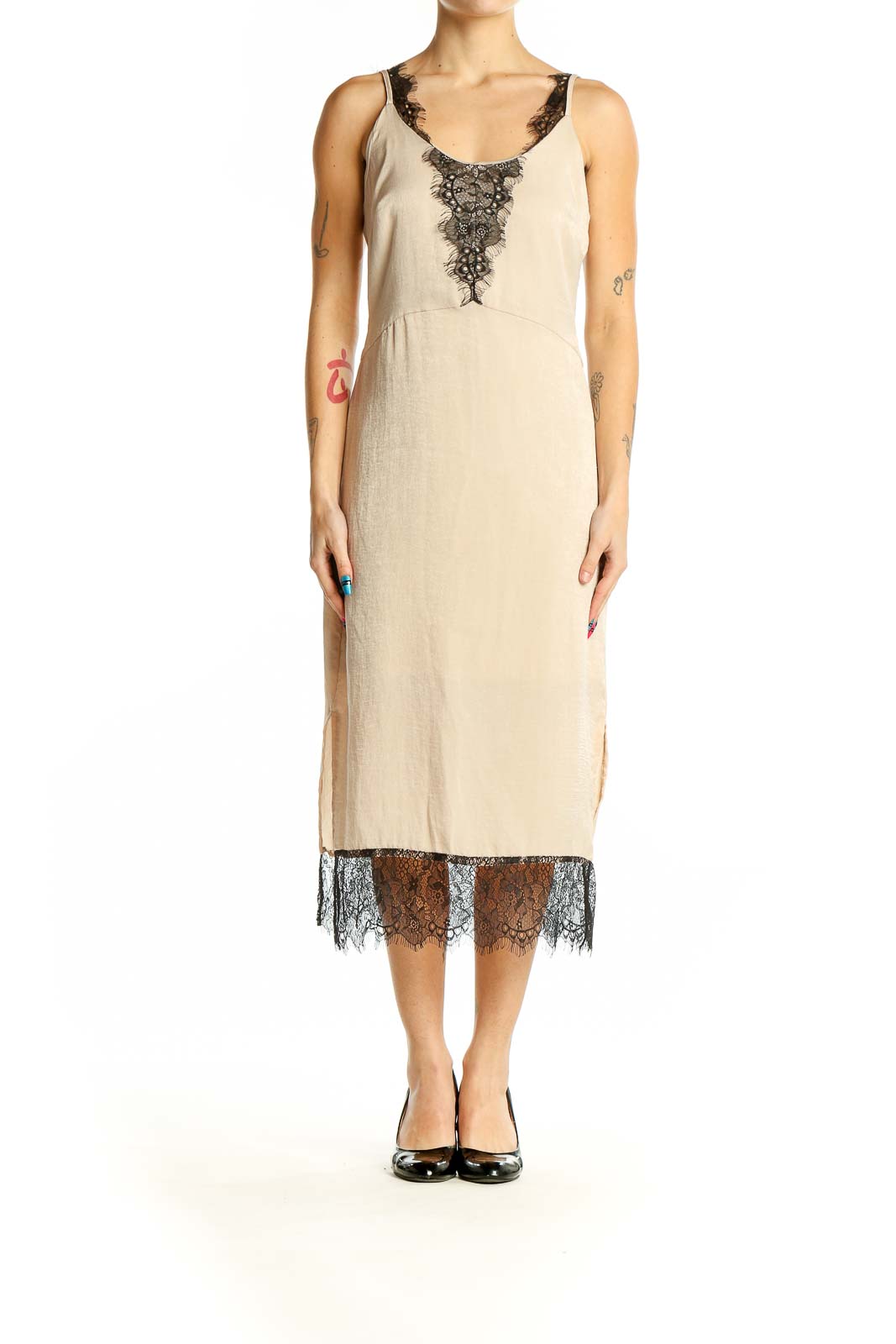 Front view of beige RESERVED midi slip dress with black lace trim