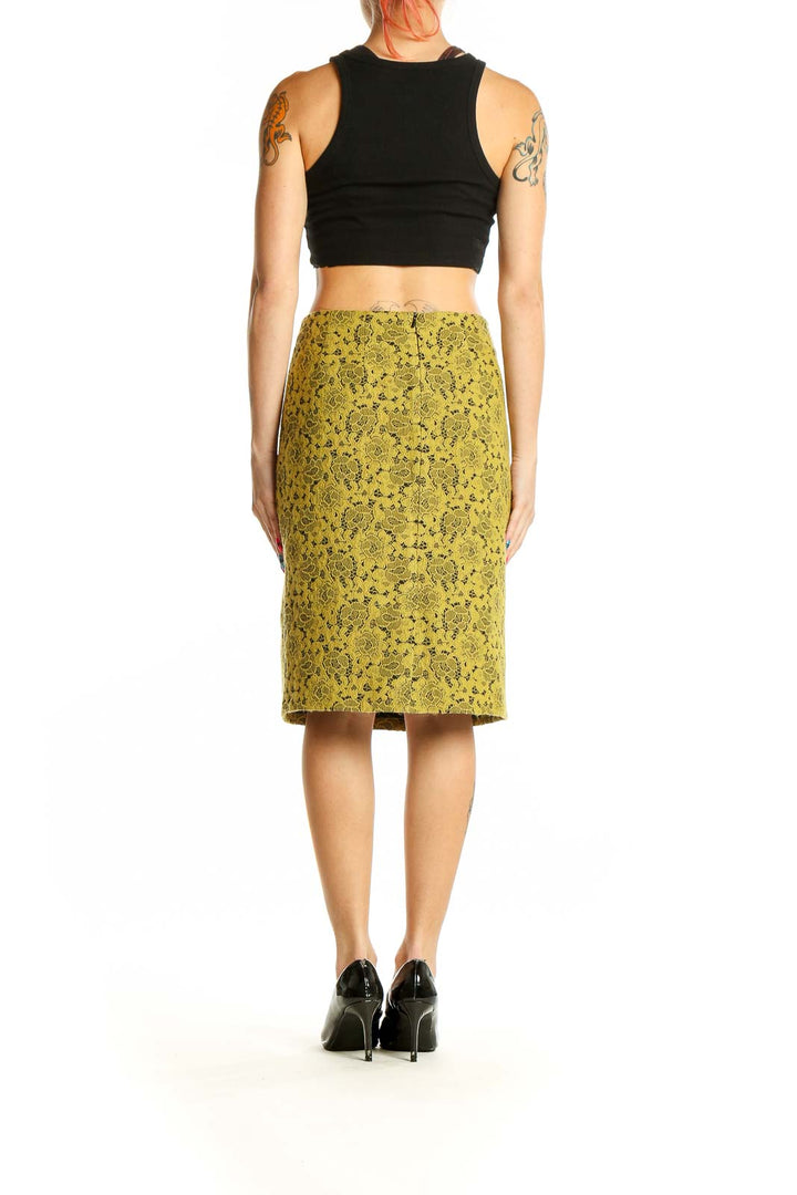 Side view of Boden yellow floral textured pencil skirt