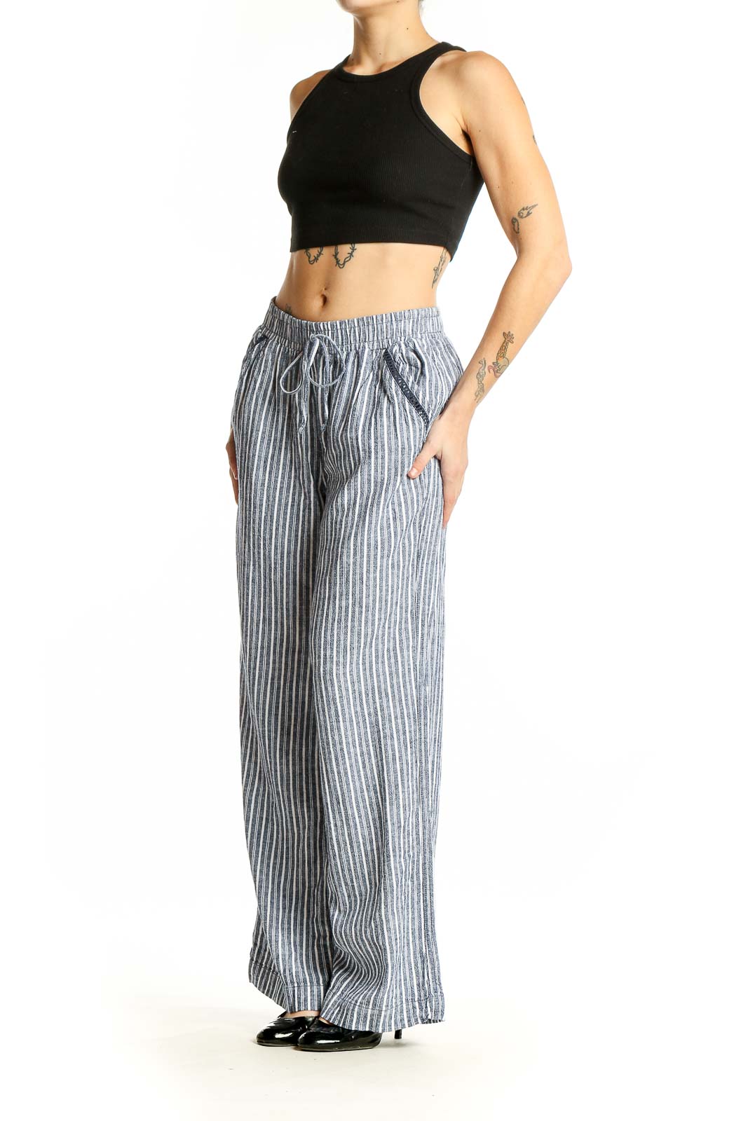 Front view of Briggs gray striped wide-leg linen blend pants