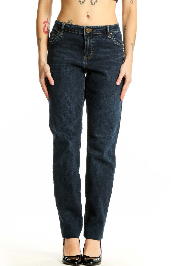 Front view of KUT from the Kloth dark blue straight leg jeans on model