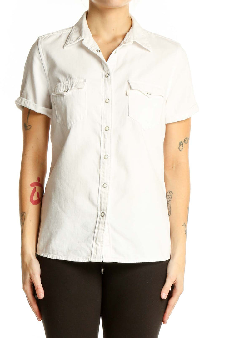 Front view of white Levi's cotton short-sleeve button-up shirt