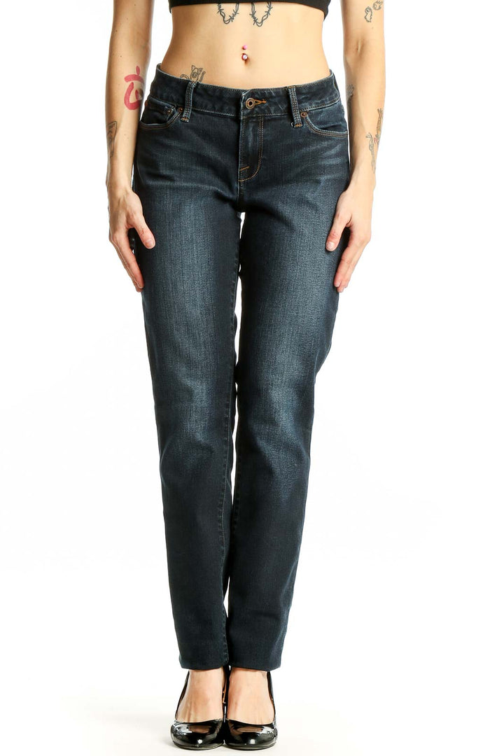 Front view of Lucky Brand dark blue straight leg jeans on model