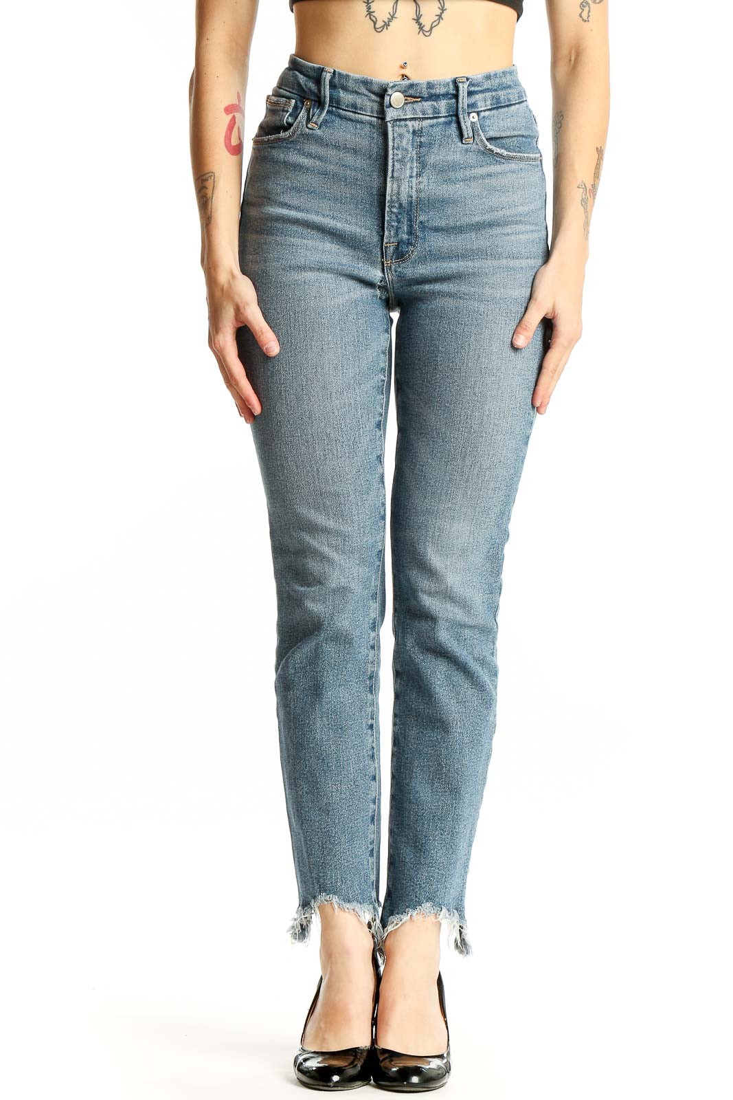 Front view of Good American light blue high-rise skinny jeans with distressed hem