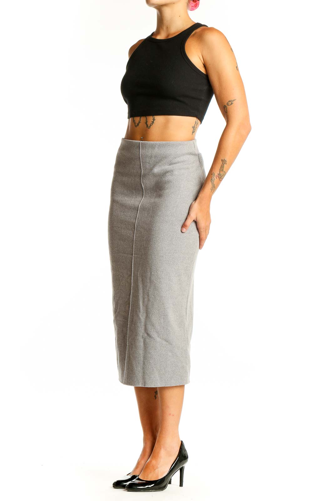 Front view of gray Zara midi pencil skirt