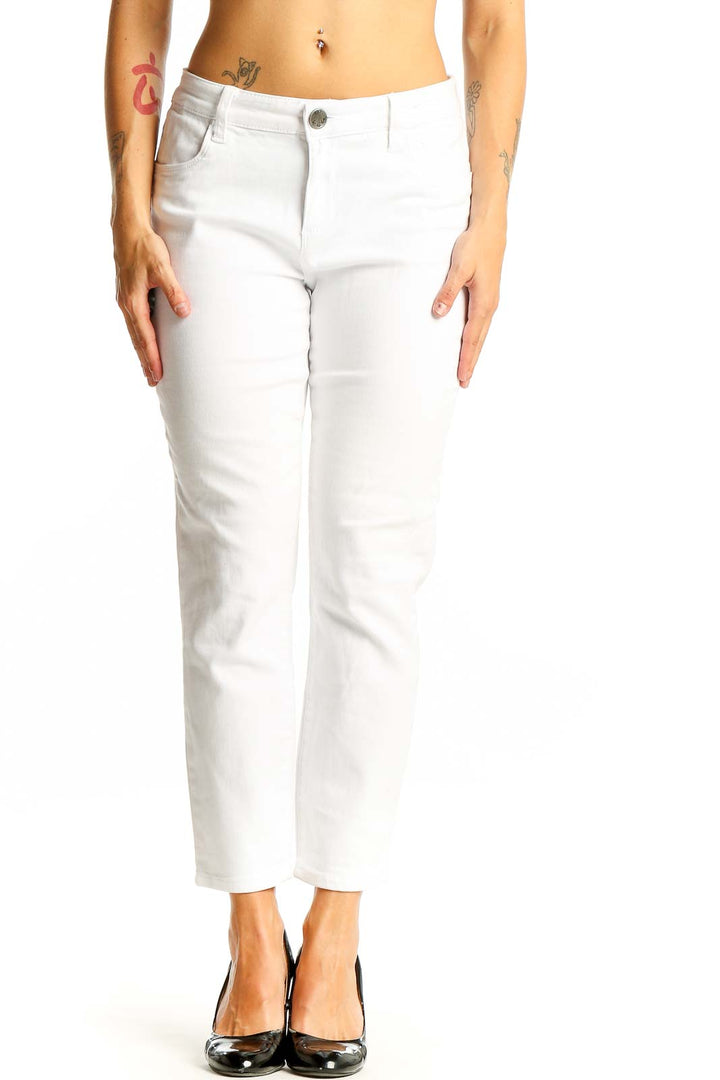 Front view of white ankle-length jeans from KUT from the Kloth