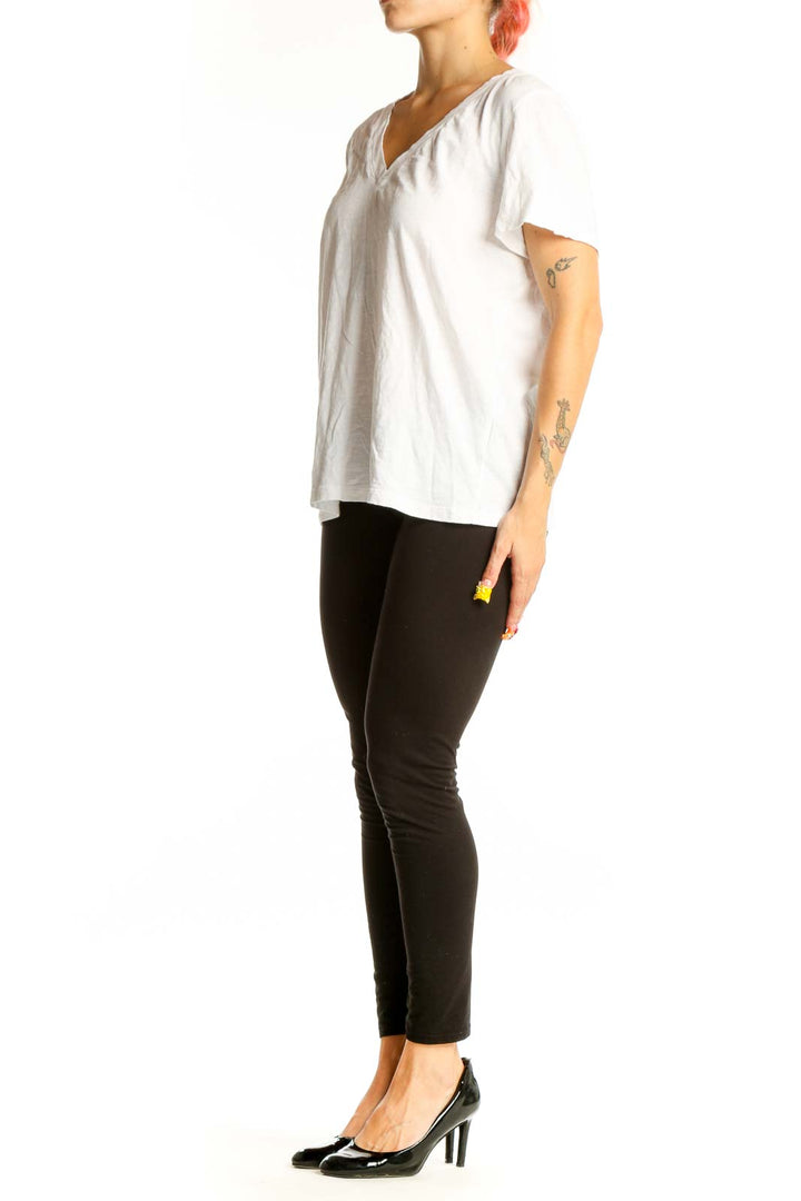 Front view of white Madewell V-neck short sleeve cotton top