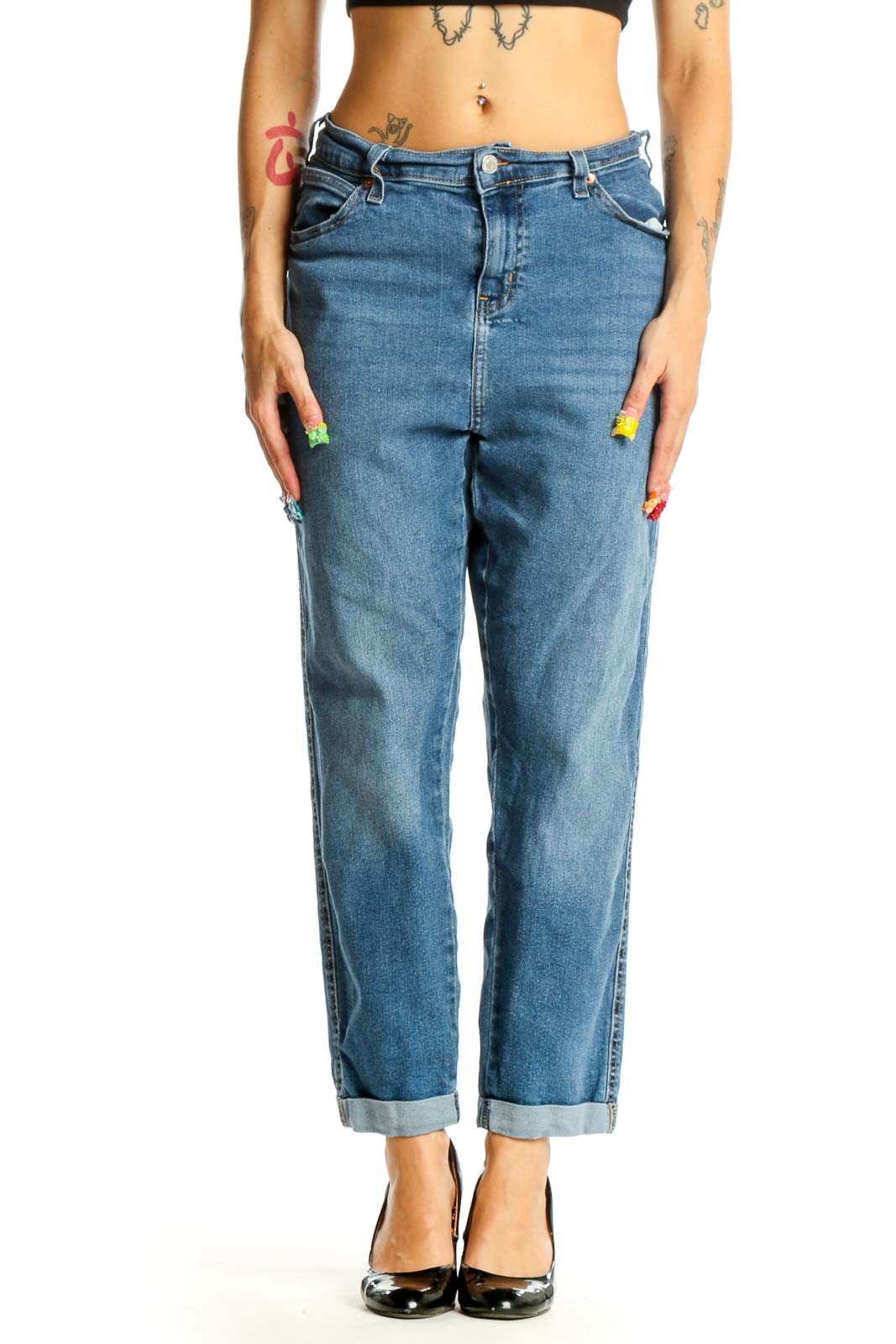 Front view of Levi's classic straight leg jeans in medium blue wash