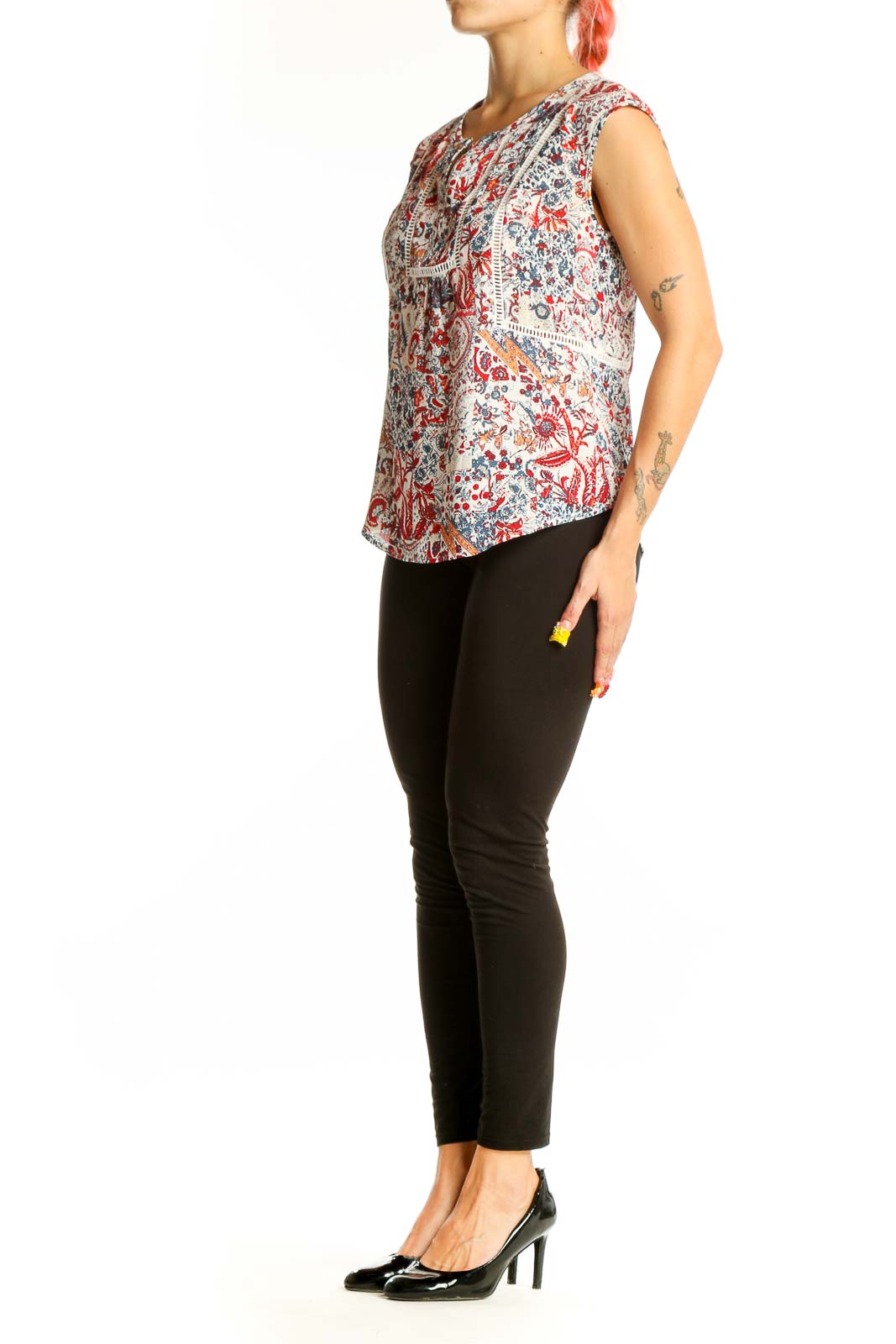 Front view of Daniel Rainn floral print sleeveless top with lace detailing