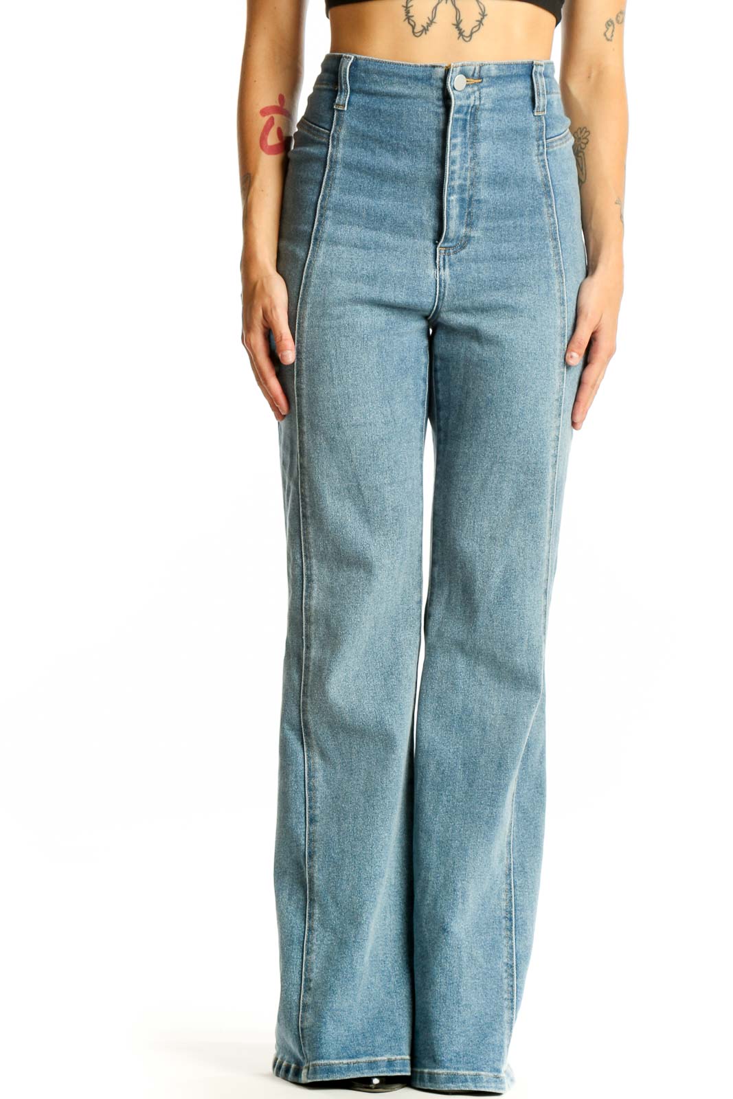 Front view of light blue high-waisted wide-leg jeans from Icone by Par Simons