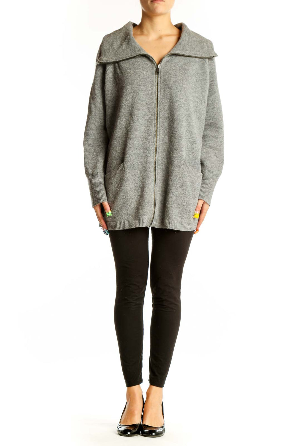 Front view of gray oversized zip-up knit cardigan by Ellen Tracy