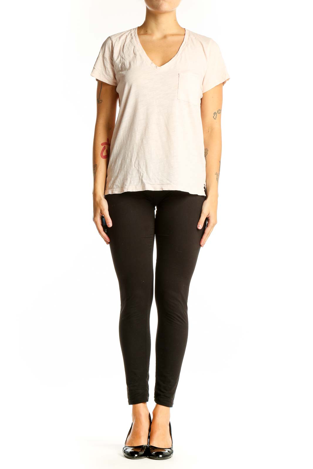 Front view of Madewell blush V-neck cotton tee with chest pocket