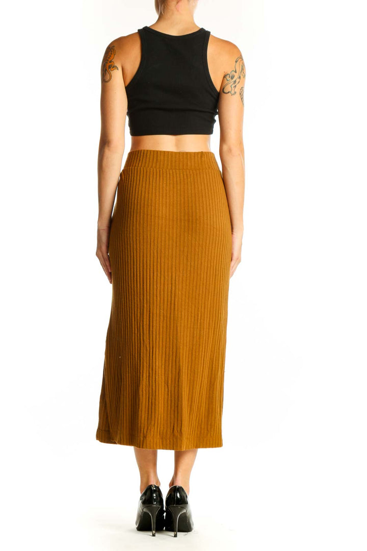 Side view of Lou & Grey mustard ribbed midi skirt paired with black crop top