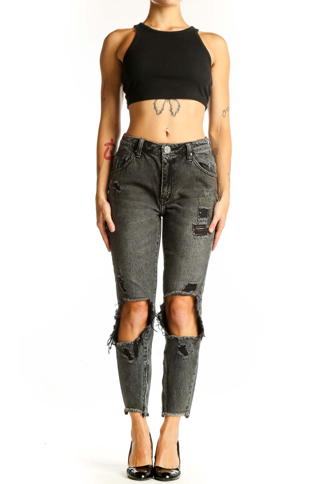 Front view of charcoal distressed high-waist jeans with knee cutouts