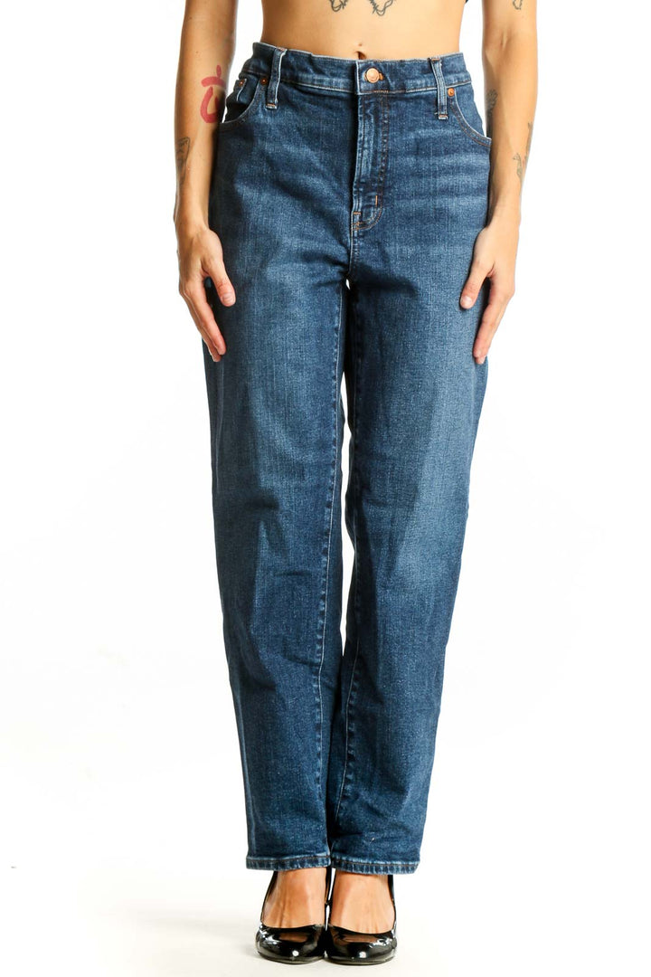 Front view of Madewell blue straight-leg jeans on model