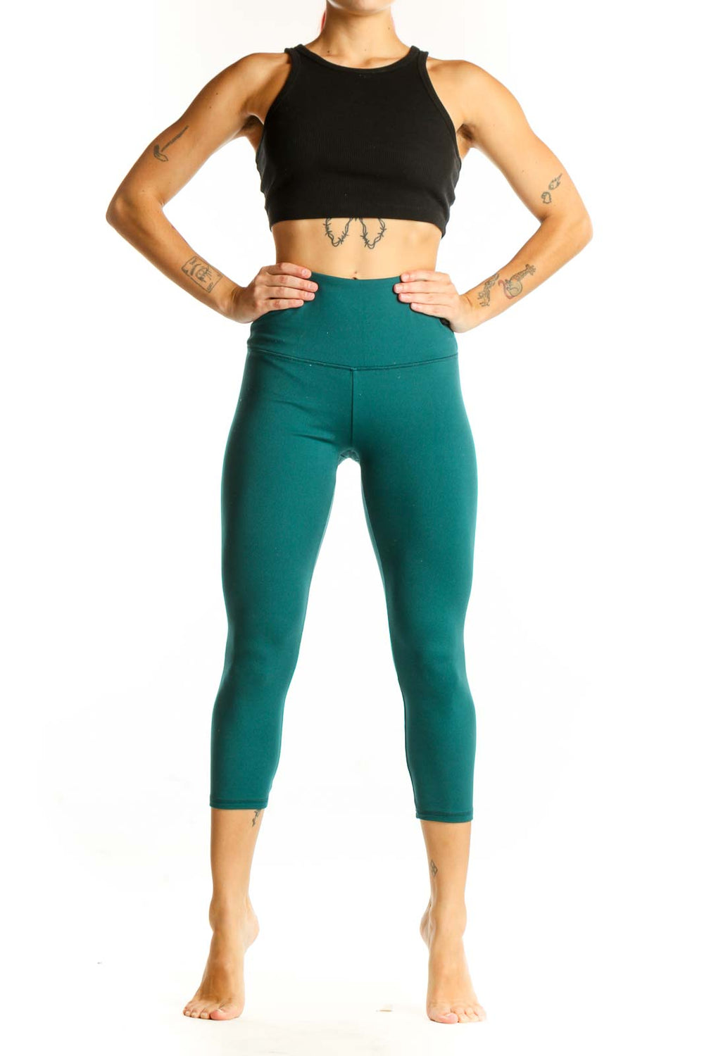 Front view of teal high-waisted capri leggings from Zobha