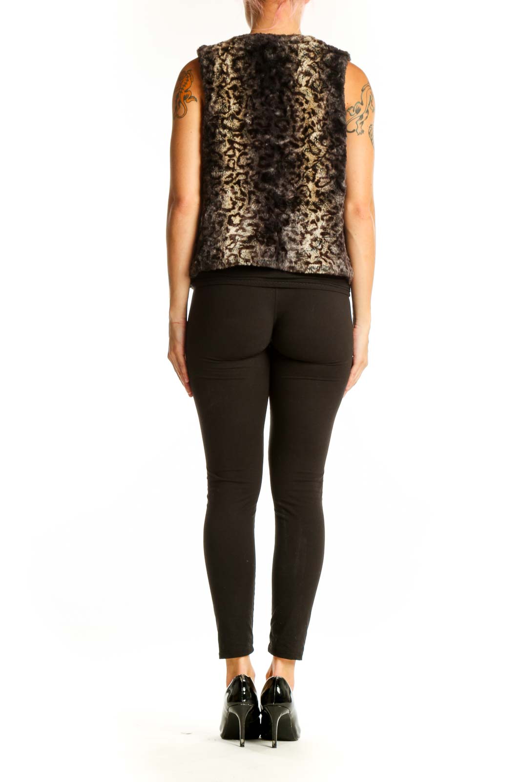 Side view of Cache brown leopard print faux fur vest showing cropped length