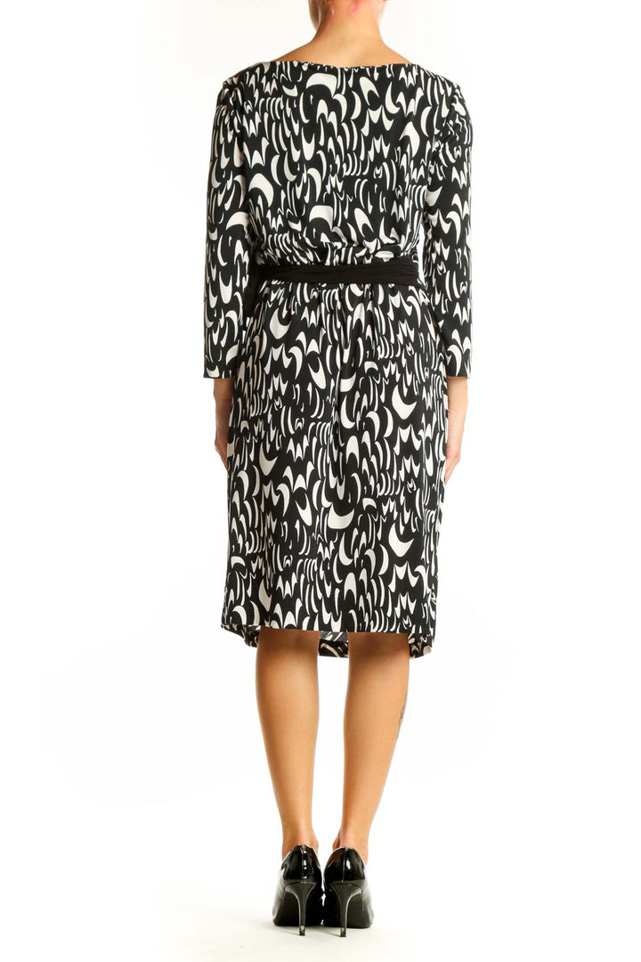 Back view of Chaus Black and White Abstract Print Midi Dress